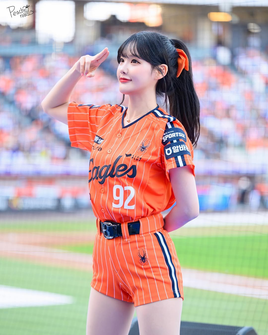 최홍라
