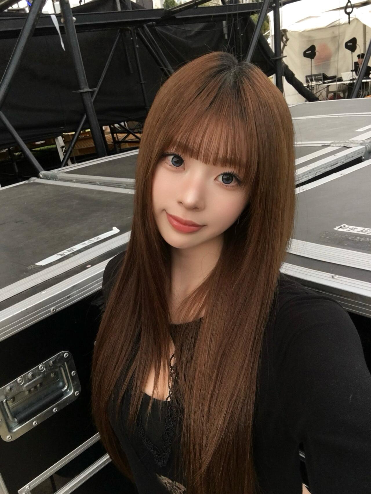 지현