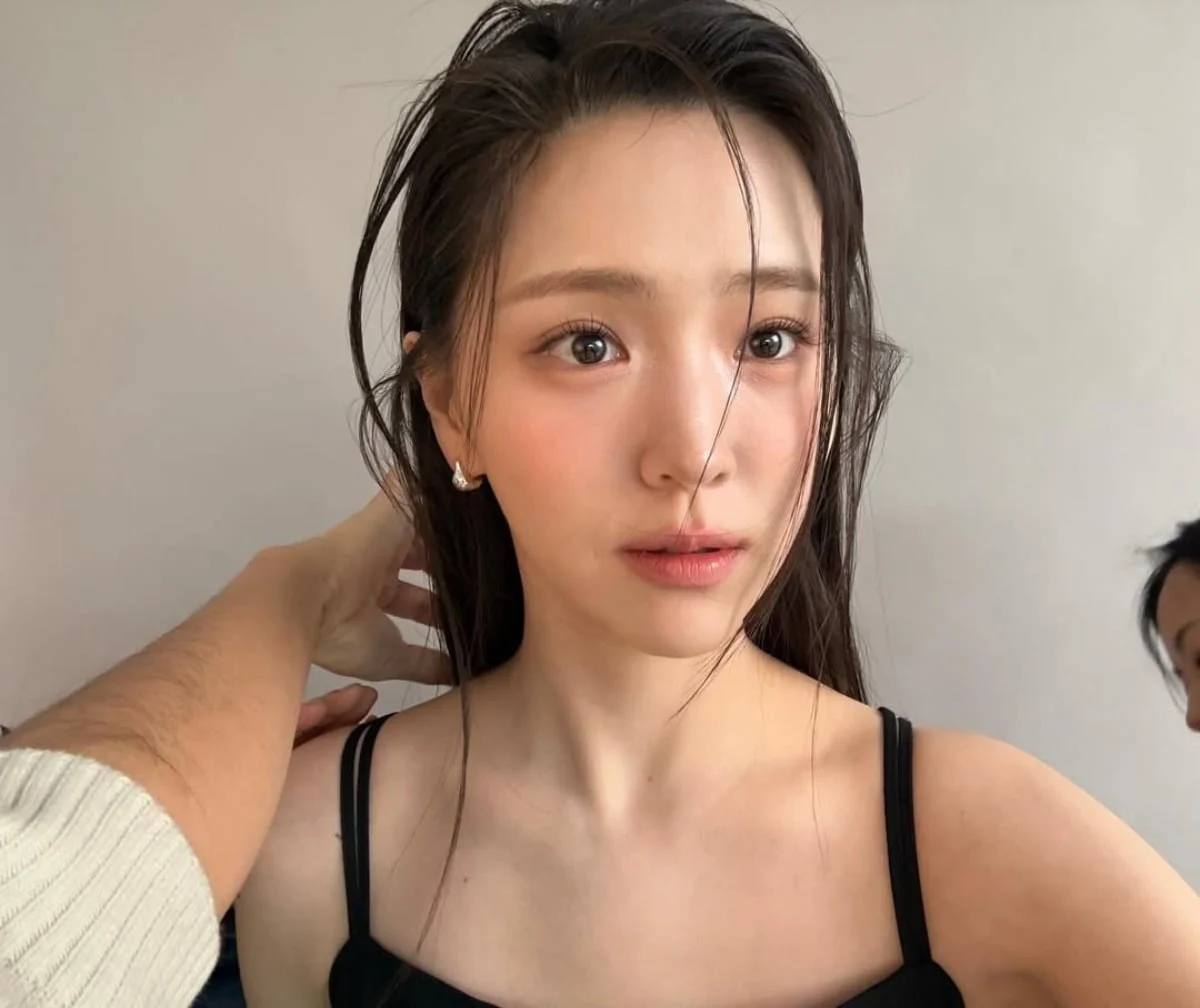 김지은