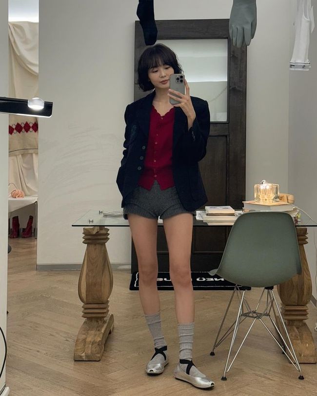 금새록